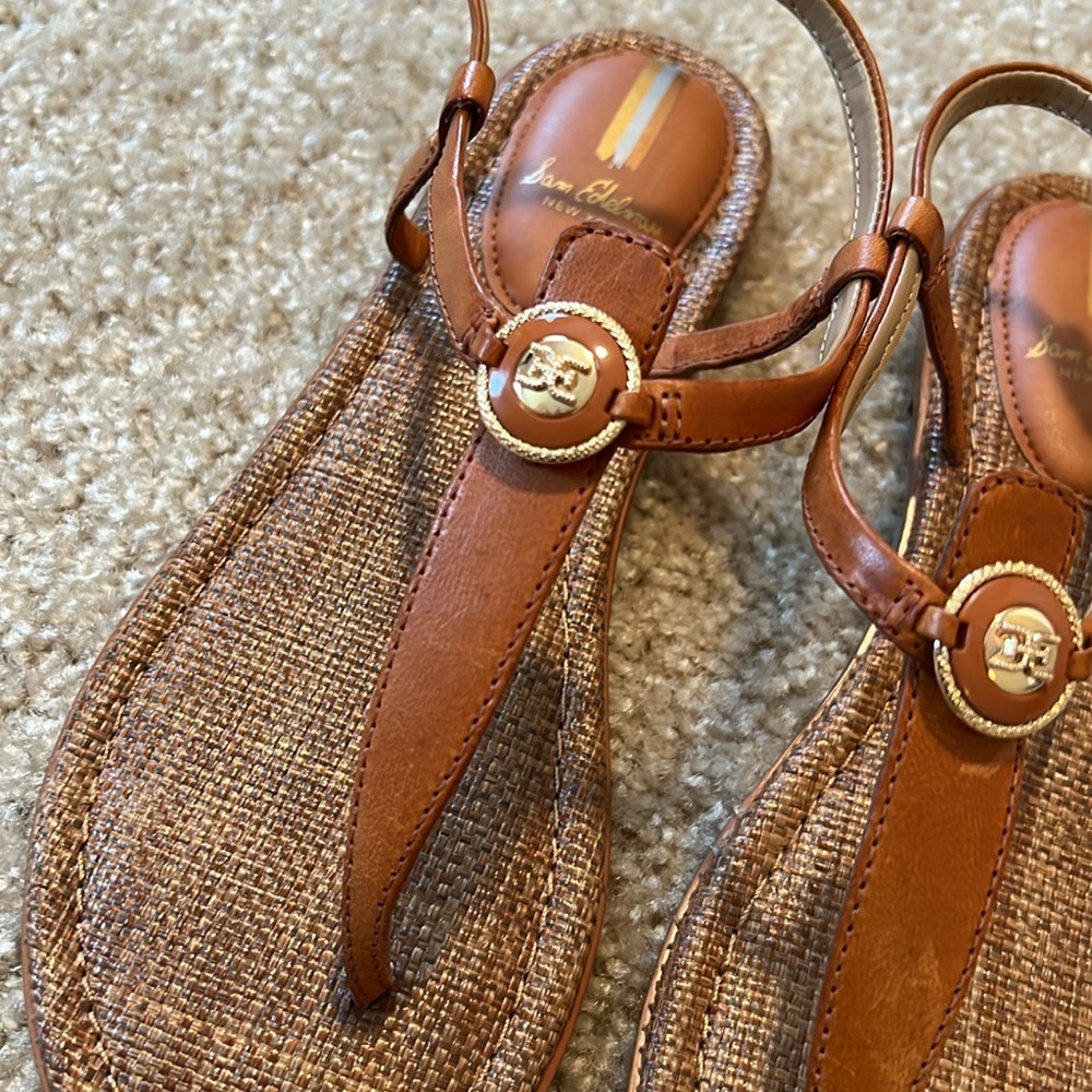 Sam Edelman Gigi signet leather logo flat thing brown fold sandal shoe size 8.5 - Picture 3 of 7